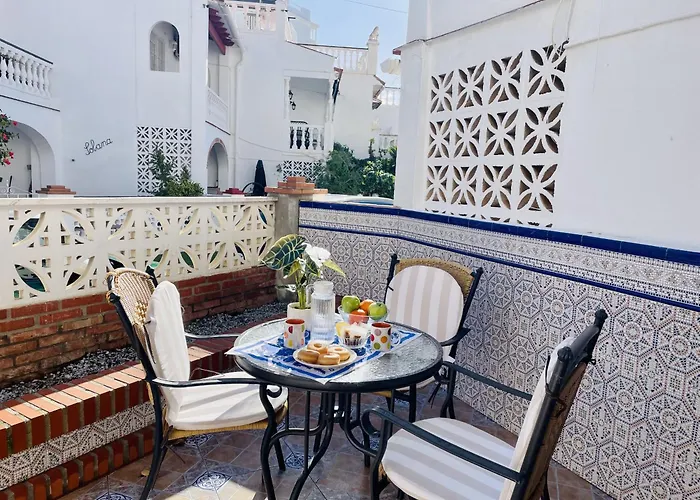 Casa Rincon De By At Costa Del Sol Dom wakacyjny Nerja